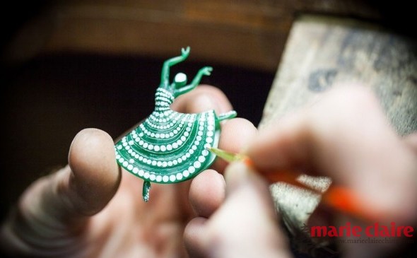 高級(jí)定制風(fēng)來(lái)襲：如何打造只屬于你的珠寶？