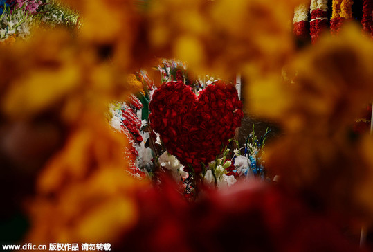“情人節消費潮”席卷亞太：你今天送了嗎？